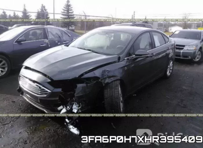 3FA6P0H7XHR395409_2.webp