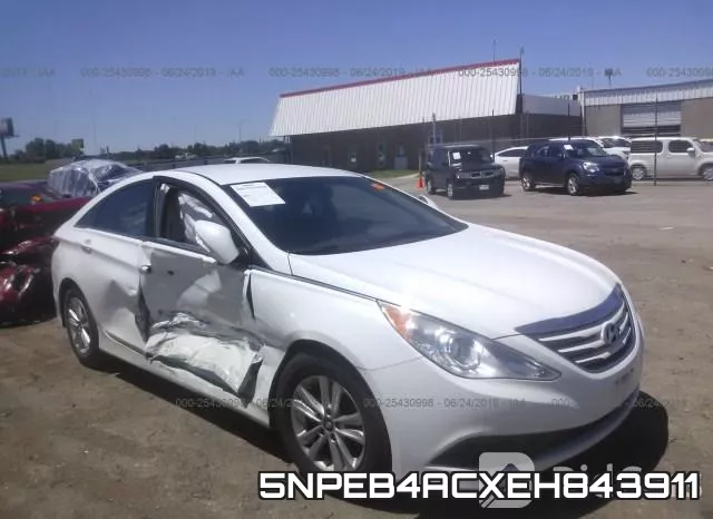 5NPEB4ACXEH843911