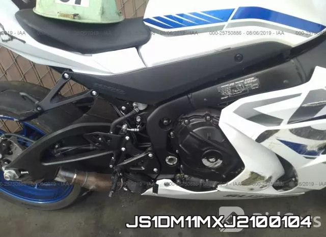 JS1DM11MXJ2100104