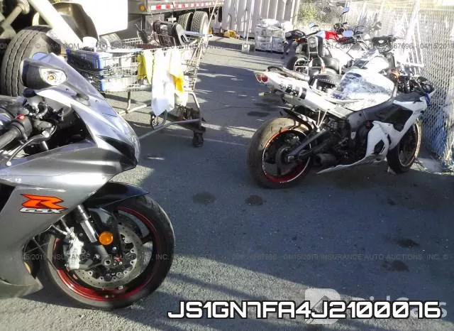 JS1GN7FA4J2100076_5.webp