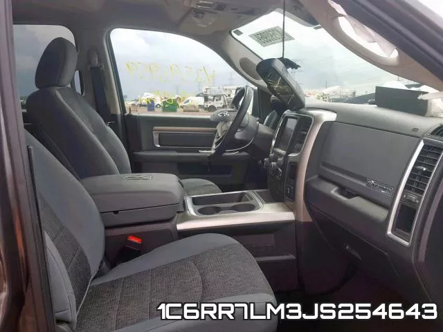 1C6RR7LM3JS254643_5.webp