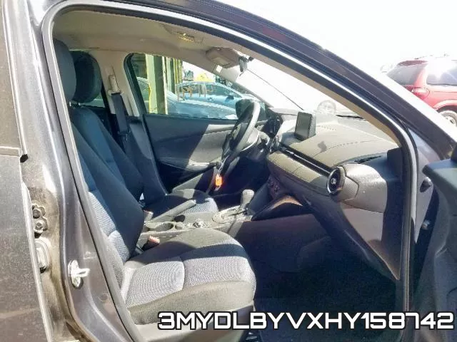 3MYDLBYVXHY158742_5.webp