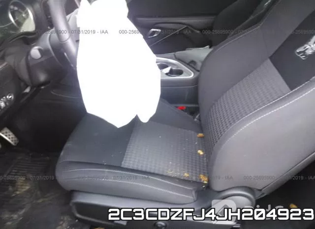 2C3CDZFJ4JH204923_8.webp