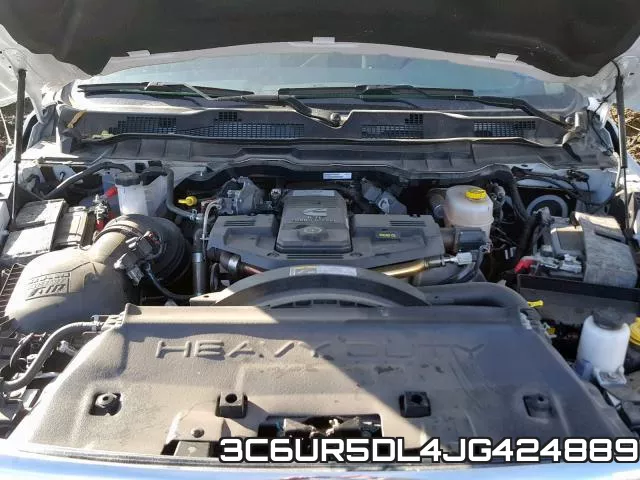 3C6UR5DL4JG424889_7.webp