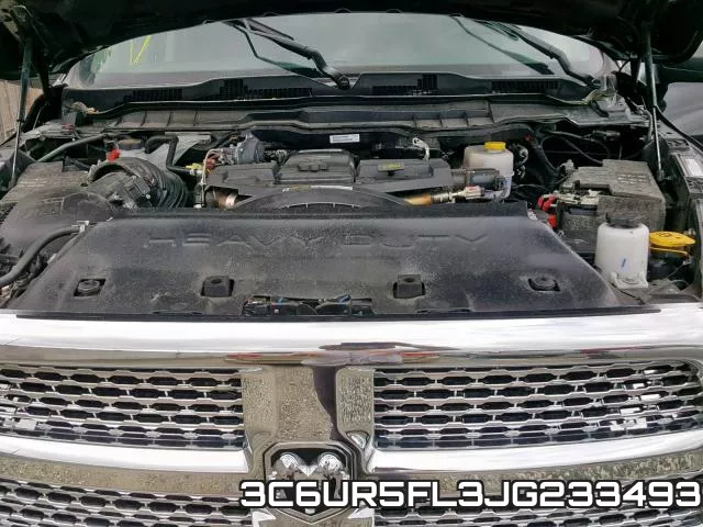 3C6UR5FL3JG233493_7.webp