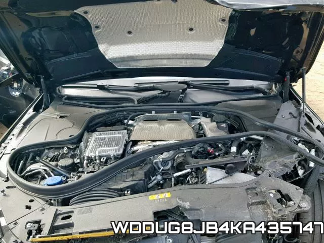 WDDUG8JB4KA435747