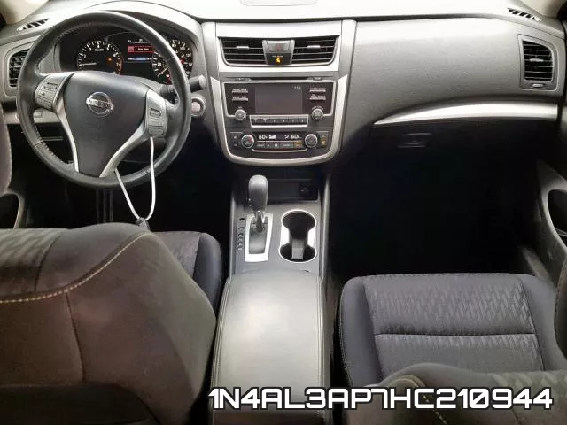 1N4AL3AP7HC210944_9.webp