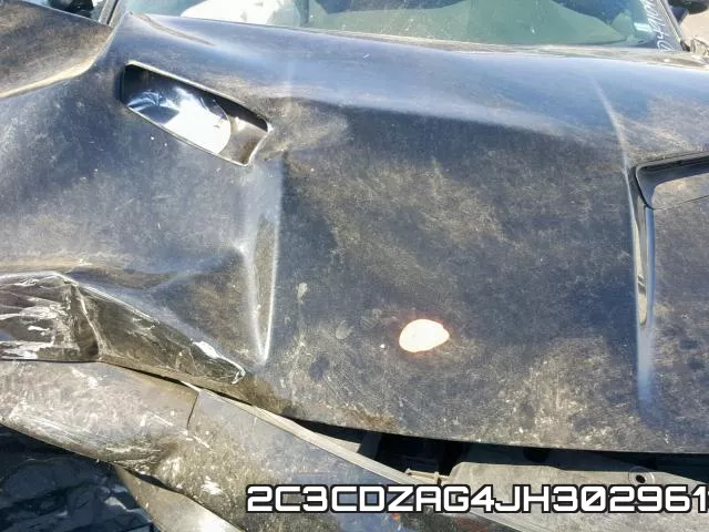 2C3CDZAG4JH302961_7.webp