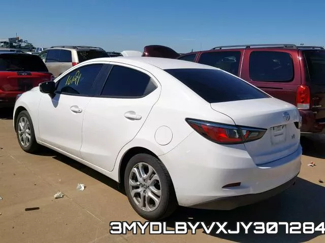 3MYDLBYVXJY307284_3.webp
