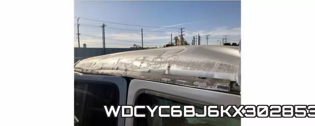 WDCYC6BJ6KX302853_8.webp