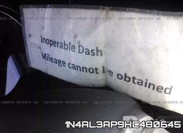1N4AL3AP9HC480645_7.webp