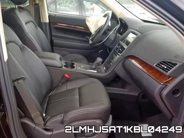 2LMHJ5AT1KBL04249_5.webp