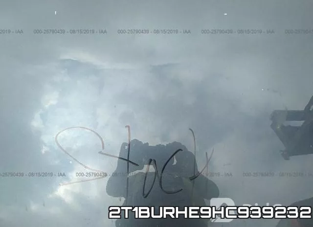2T1BURHE9HC939232_10.webp