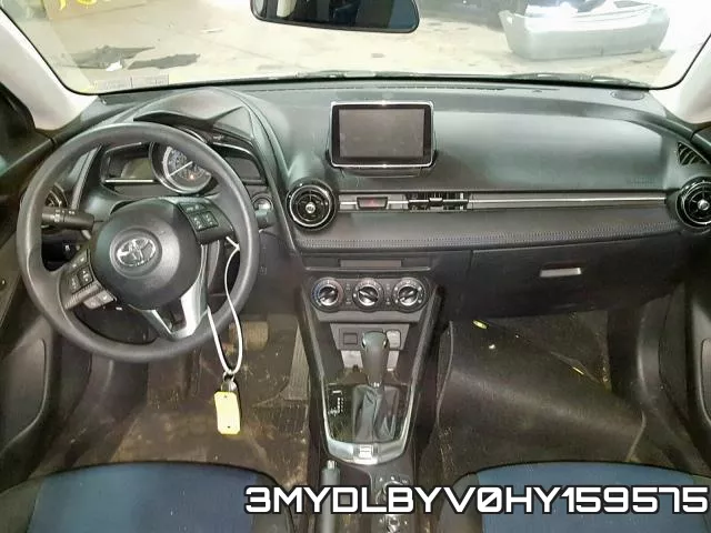3MYDLBYV0HY159575_9.webp