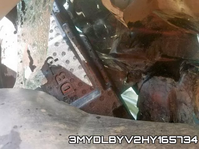 3MYDLBYV2HY165734_8.webp