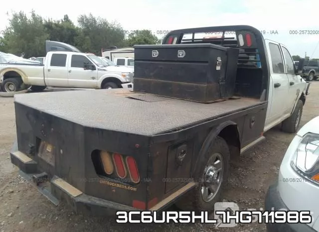 3C6UR5HL7HG711986_4.webp