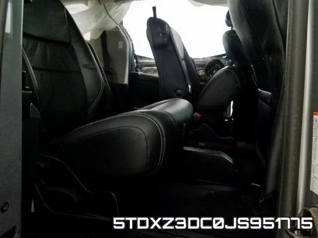 5TDXZ3DC0JS951775_6.webp
