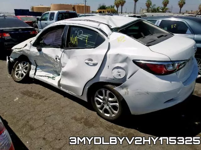 3MYDLBYV2HY175325_3.webp