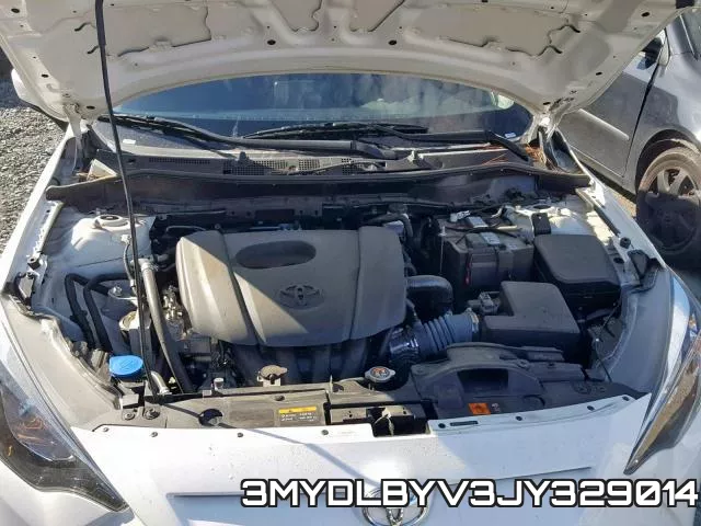 3MYDLBYV3JY329014_7.webp