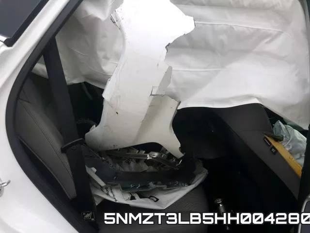 5NMZT3LB5HH004280_6.webp
