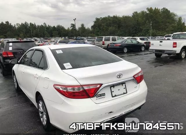 4T1BF1FK9HU704557_9.webp