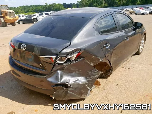 3MYDLBYVXHY162581_4.webp