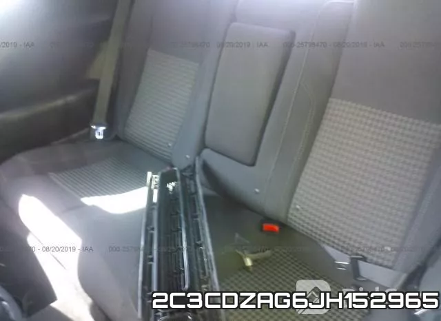 2C3CDZAG6JH152965_8.webp