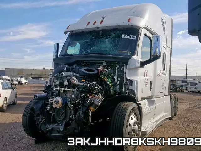 3AKJHHDR8KSKH9809_2.webp