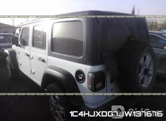 1C4HJXDG7JW137676_3.webp