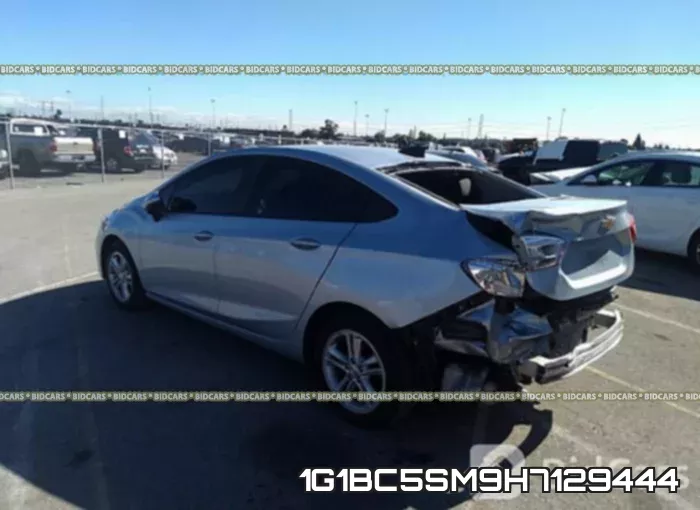 1G1BC5SM9H7129444_3.webp