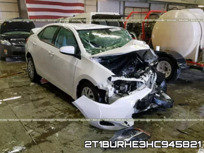 2T1BURHE3HC945821_1.webp