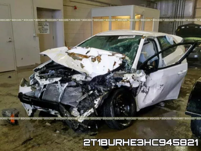 2T1BURHE3HC945821_2.webp