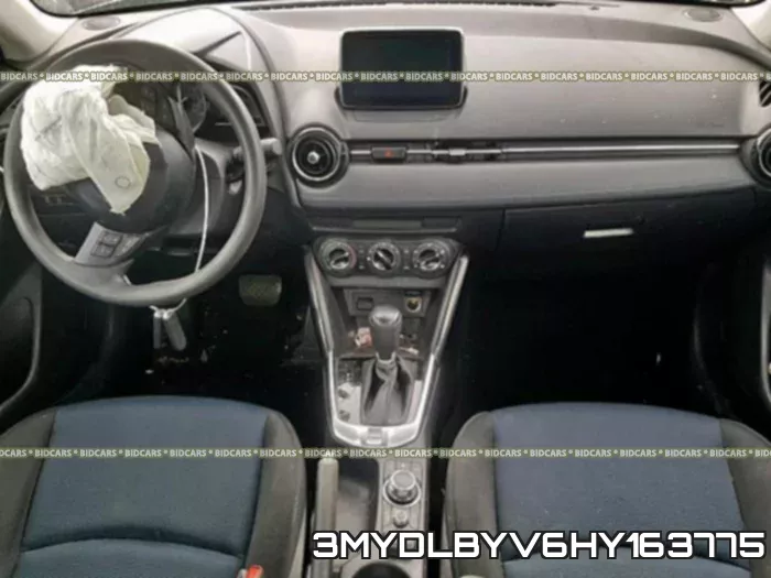 3MYDLBYV6HY163775_9.webp