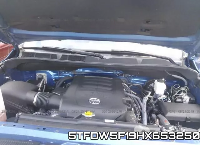 5TFDW5F19HX653250_10.webp