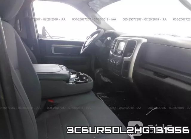3C6UR5DL2HG731956_5.webp