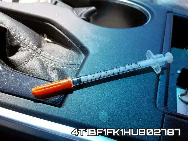 4T1BF1FK1HU802787_9.webp