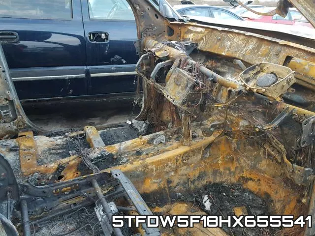 5TFDW5F18HX655541_5.webp