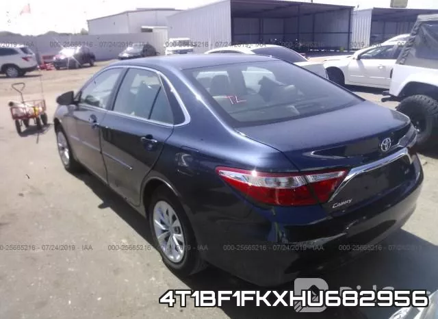 4T1BF1FKXHU682956_3.webp