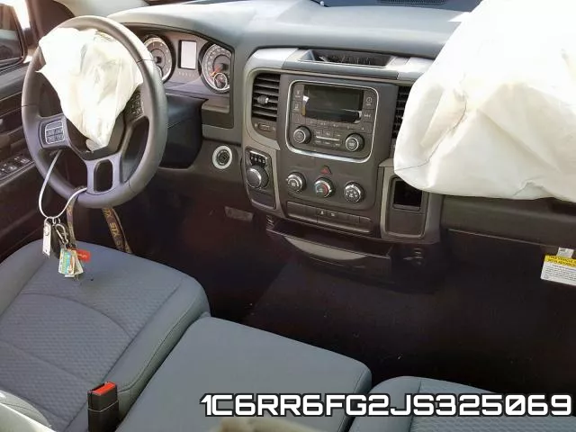 1C6RR6FG2JS325069_9.webp