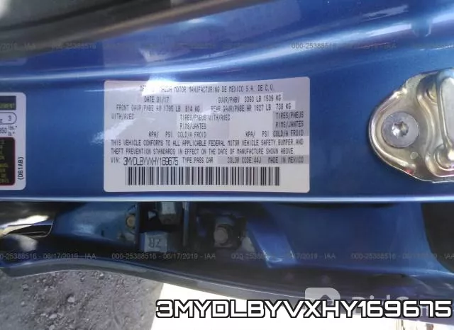 3MYDLBYVXHY169675_9.webp
