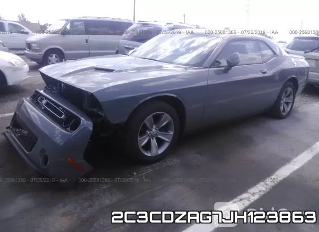2C3CDZAG7JH123863_2.webp