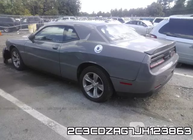 2C3CDZAG7JH123863_3.webp