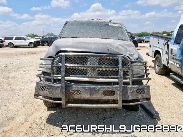 3C6UR5HL9JG282890_9.webp