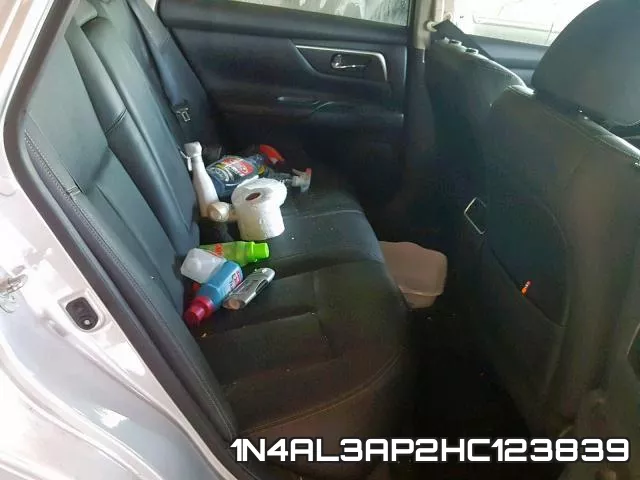 1N4AL3AP2HC123839_6.webp