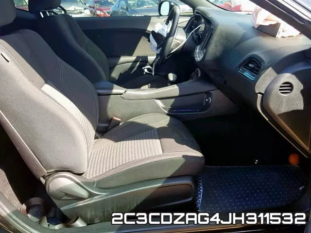 2C3CDZAG4JH311532_5.webp