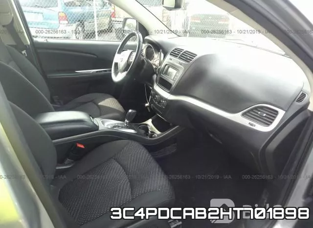 3C4PDCAB2HT701898_5.webp