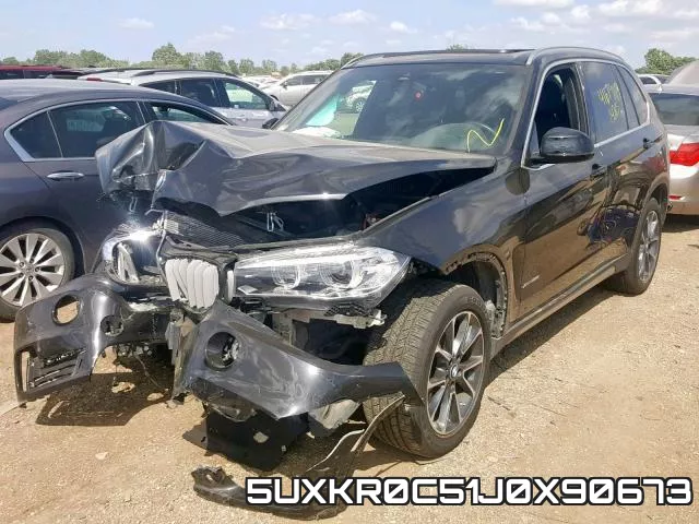 5UXKR0C51J0X90673_2.webp