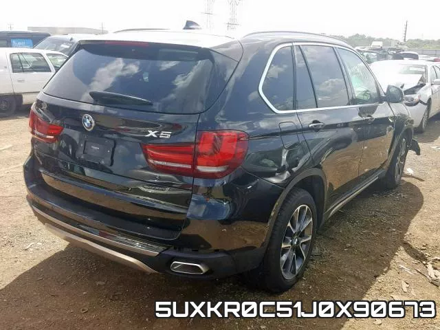 5UXKR0C51J0X90673_4.webp