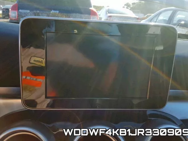 WDDWF4KB1JR330909_9.webp
