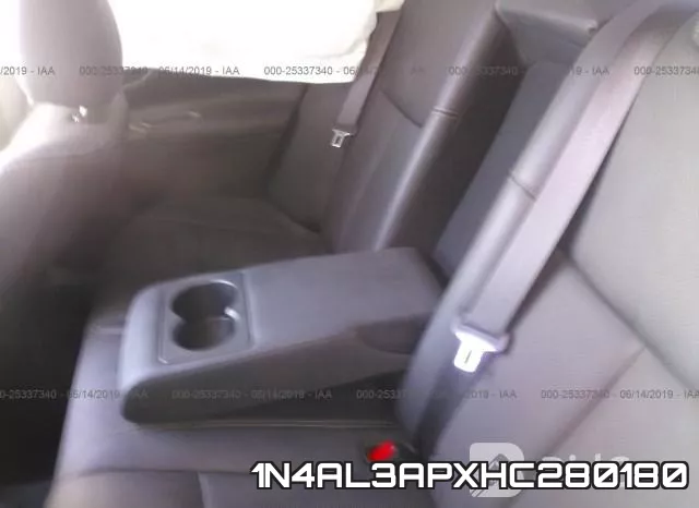 1N4AL3APXHC280180_8.webp